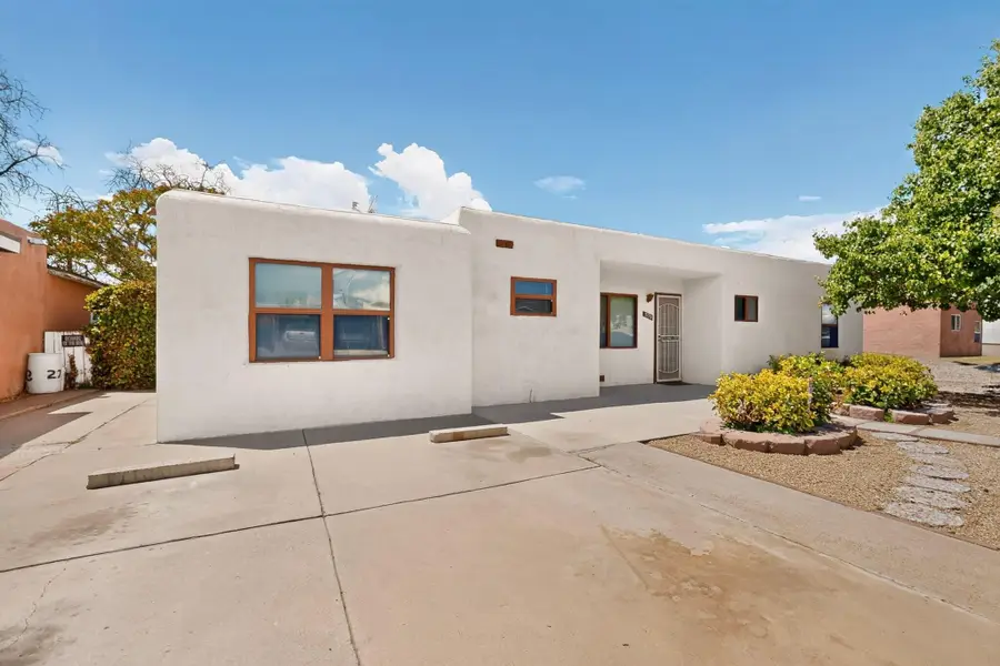 2723 Sierra Drive Ne, Albuquerque, NM 87110 - #2