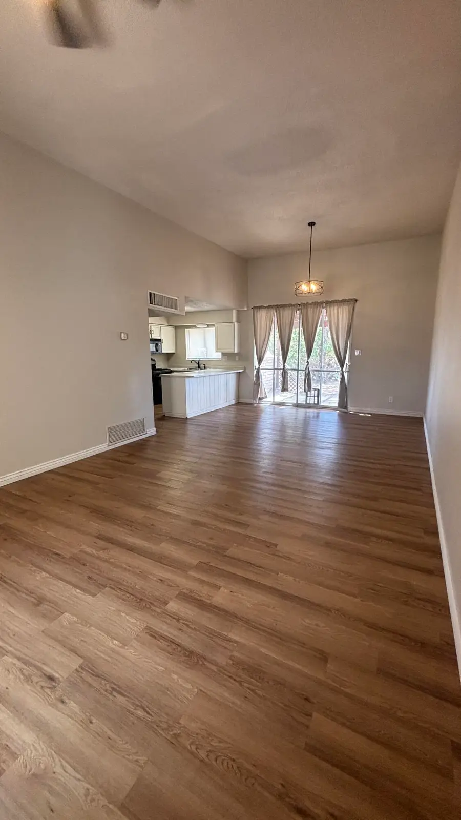1355 Rio Rancho Boulevard Se #APT B, Rio Rancho, NM 87124 - #3