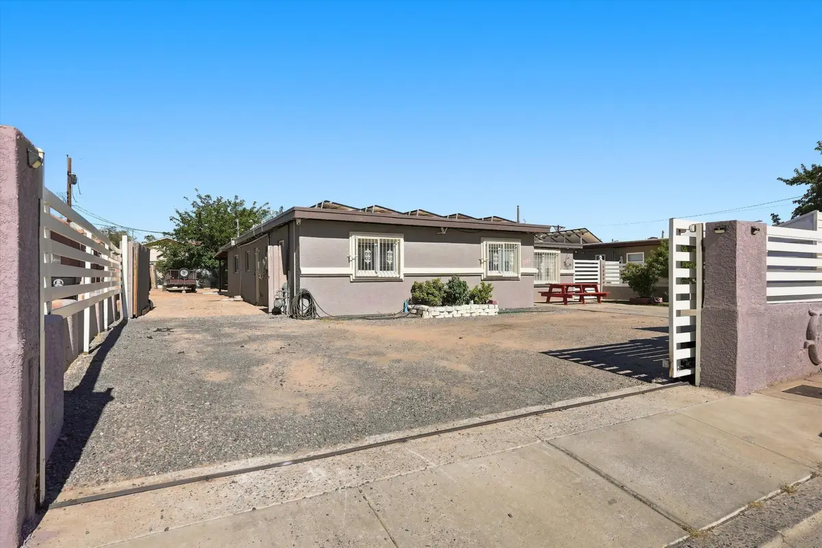 308 62nd Street Nw, Albuquerque, NM 87105 - #1