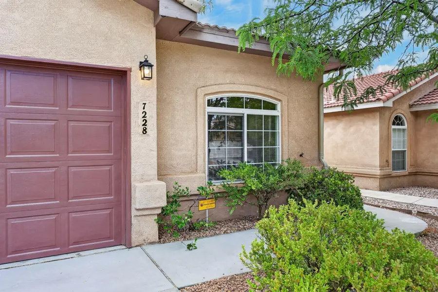 7228 Boxwood Avenue Ne, Albuquerque, NM 87113 - #2