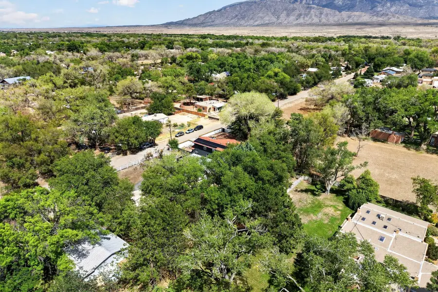 432 Mockingbird Lane, Corrales, NM 87048 - #2