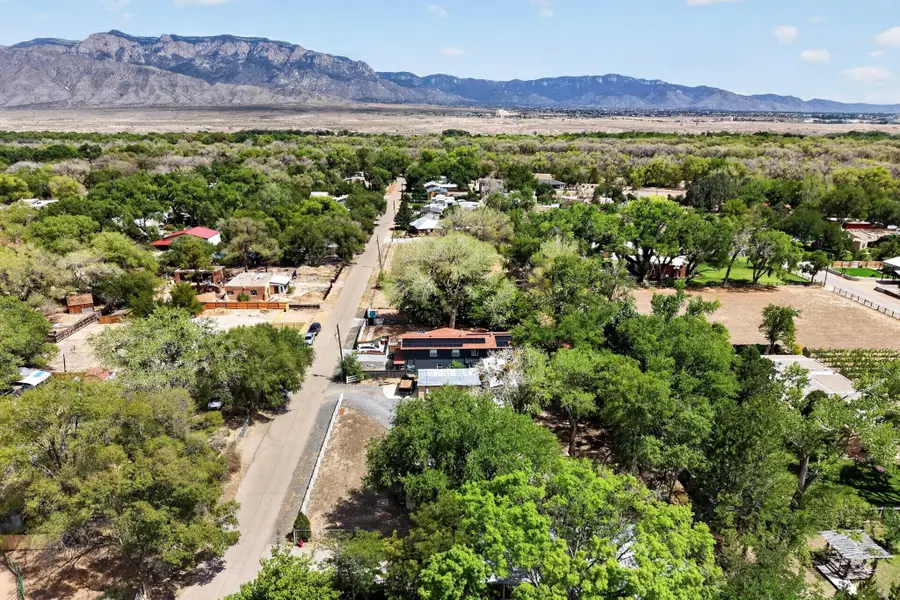 432 Mockingbird Lane, Corrales, NM 87048 - #3