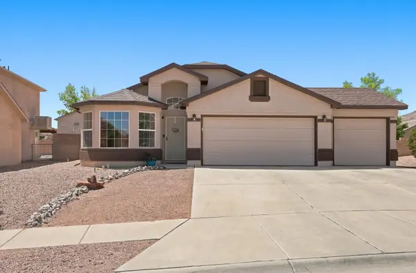 215 Boot Hill Loop Sw, Los Lunas, NM 87031