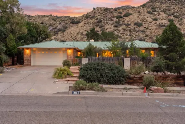3904 Camino De La Sierra Ne, Albuquerque, NM 87111
