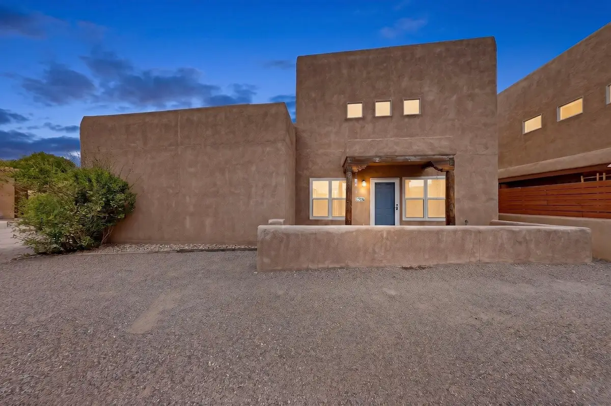 2308 Corte De Apio Nw, Albuquerque, NM 87104 - #1