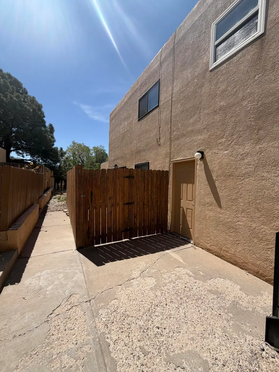 12008 Stilwell Drive Ne #APT B, Albuquerque, NM 87112 - #2