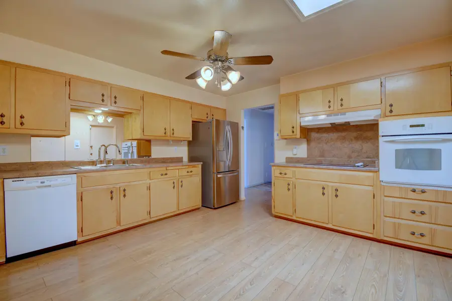 3332 Betts Drive Ne, Albuquerque, NM 87111 - #3