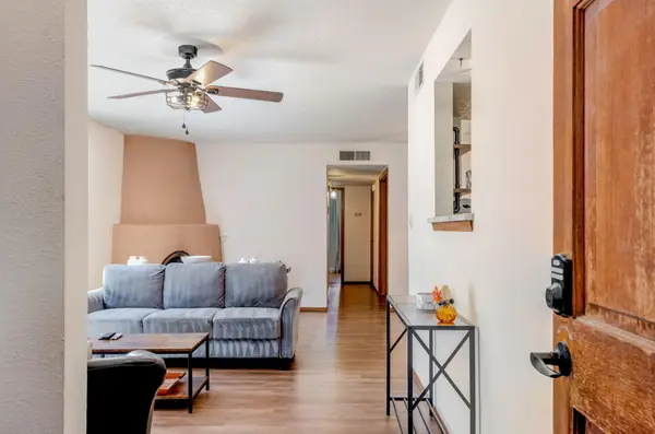 515 Pennsylvania Street Ne, Albuquerque, NM 87108