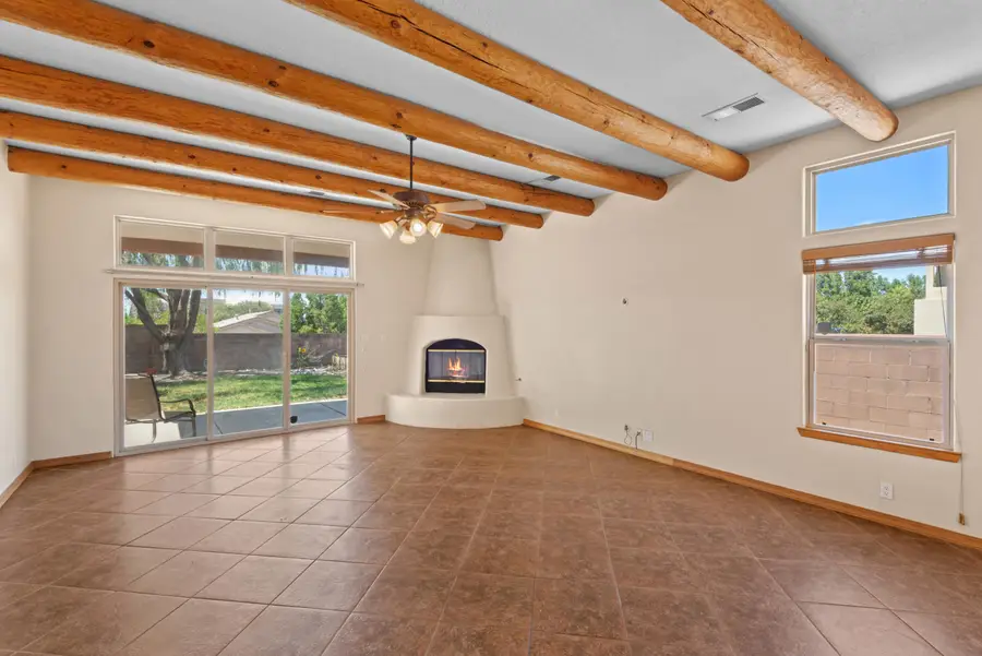 8215 Ville Court Ne, Albuquerque, NM 87113 - #3