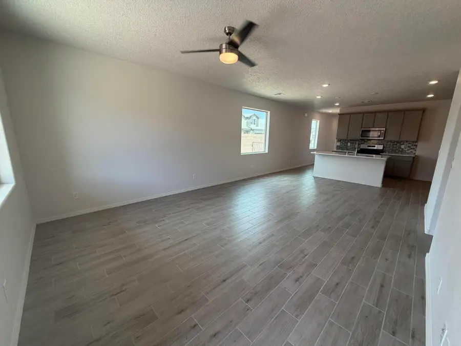 1501 Gleneagles Street Ne, Albuquerque, NM 87121 - #2