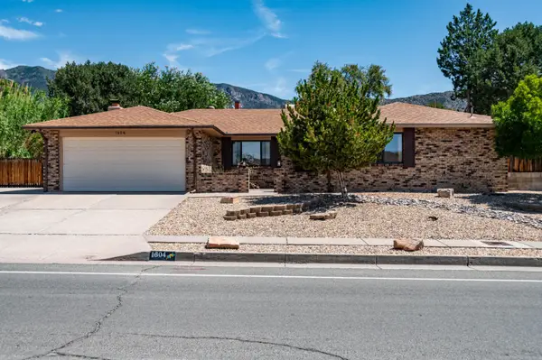 1604 Monte Largo Drive Ne, Albuquerque, NM 87112