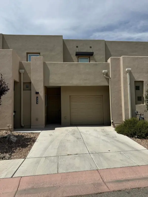 223 San Clemente Avenue Nw, Albuquerque, NM 87107