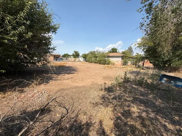 Slate Avenue Nw, Albuquerque, NM 87104