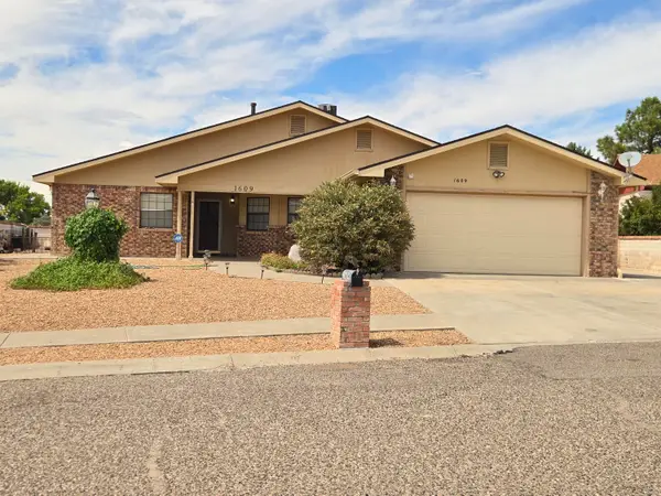 1609 Tommy Armour Court, Los Lunas, NM 87031