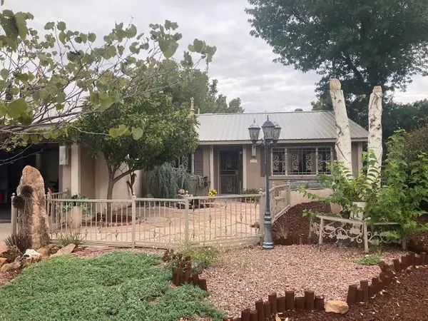7217 Vivian Drive Ne, Albuquerque, NM 87109