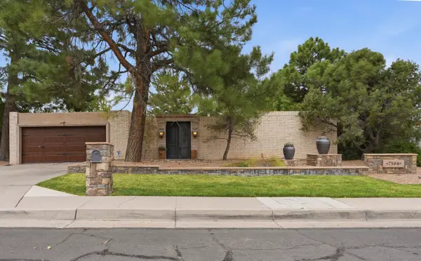 7504 La Madera Road Ne, Albuquerque, NM 87109