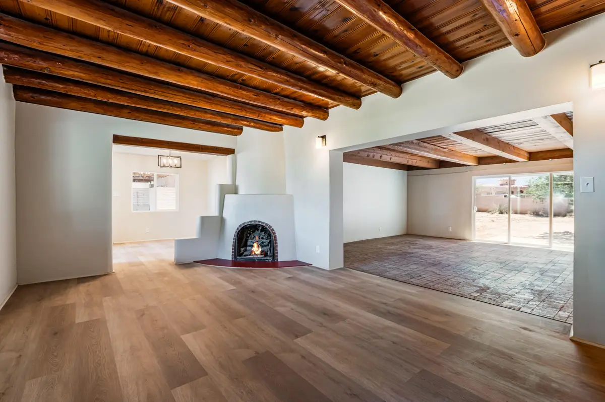 100 Tyler Road Nw, Albuquerque, NM 87107 - #1