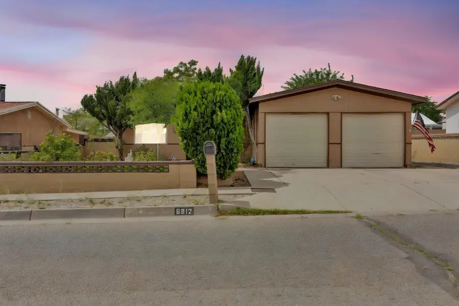 8812 Robby Avenue Sw, Albuquerque, NM 87121 - #3