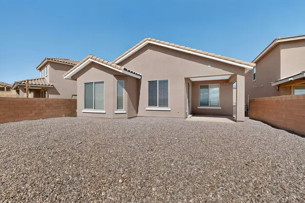 1136 Vallecito Loop Nw, Los Lunas, NM 87031