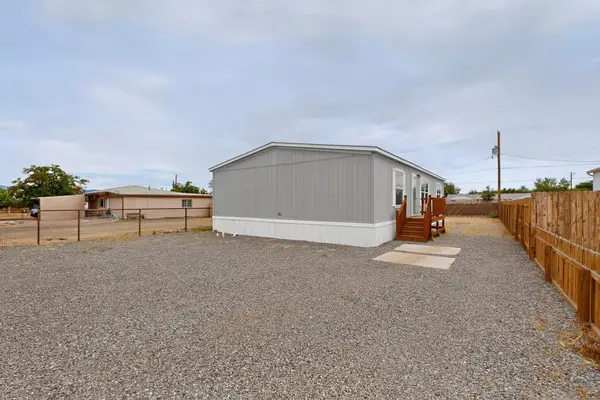 1117 W Delgado Avenue, Los Lunas, NM 87031