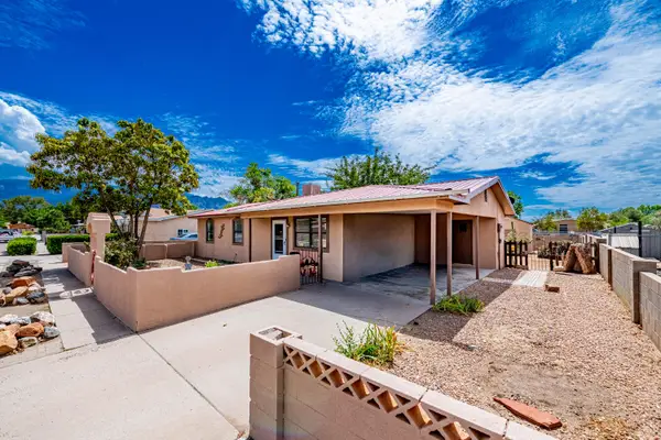 337 Los Pinos Road, Bernalillo, NM 87004