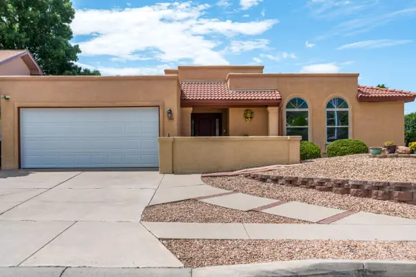 5323 Vista Bonita Ne, Albuquerque, NM 87111