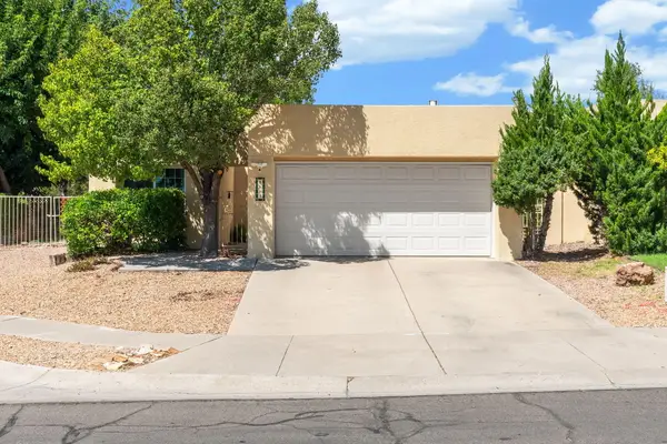 8105 Countrywood Road Ne, Albuquerque, NM 87109