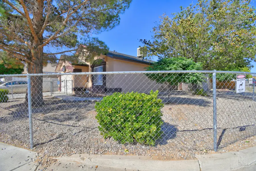2305 Desert Wood Drive Sw, Albuquerque, NM 87121 - #2