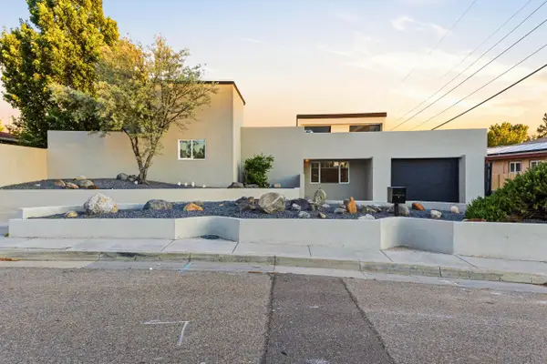 2614 Schell Place Ne, Albuquerque, NM 87106