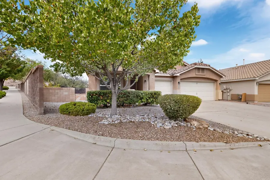 4951 Whisper Wind Street Nw, Albuquerque, NM 87120 - #2