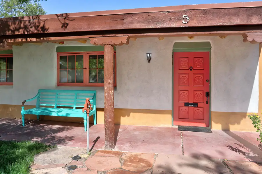 5 Chacon Place Nw, Albuquerque, NM 87104 - #2