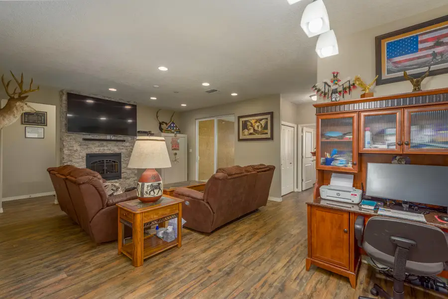 4320 Sundance Street Sw, Los Lunas, NM 87031 - #3