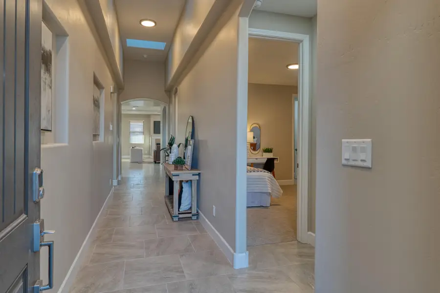 4784 Manzano Peak Street Sw, Los Lunas, NM 87031 - #2