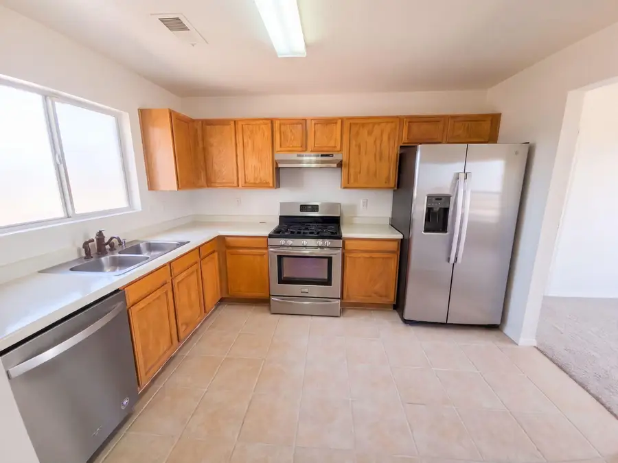5051 27th Avenue Ne, Rio Rancho, NM 87144 - #2