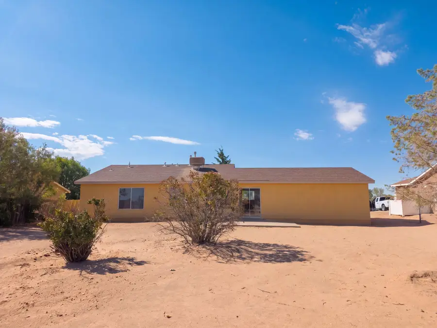 5051 27th Avenue Ne, Rio Rancho, NM 87144 - #3