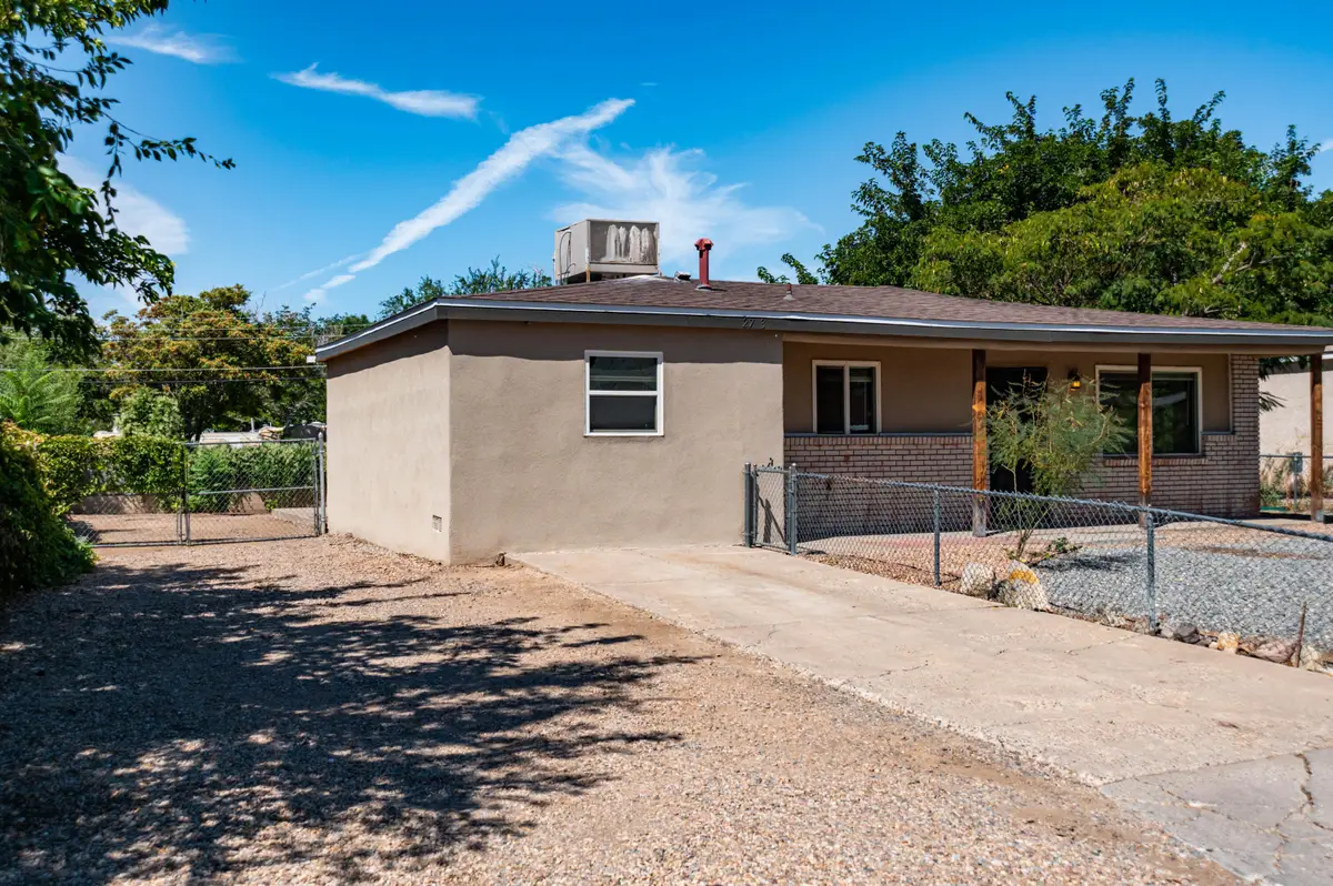 2713 Morris Street Ne, Albuquerque, NM 87112 - #1