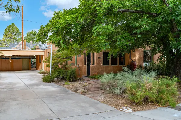 415 Amherst Drive Ne, Albuquerque, NM 87106