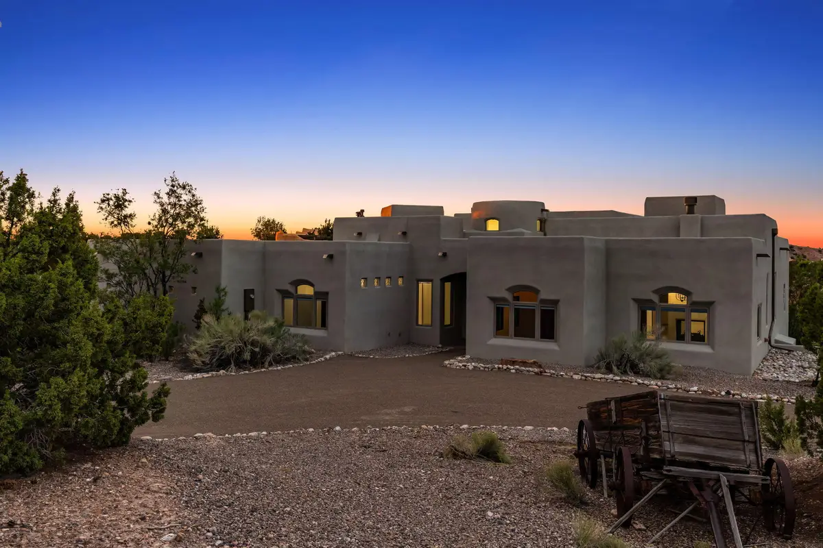 35 Calle Del Norte, Placitas, NM 87043 - #1