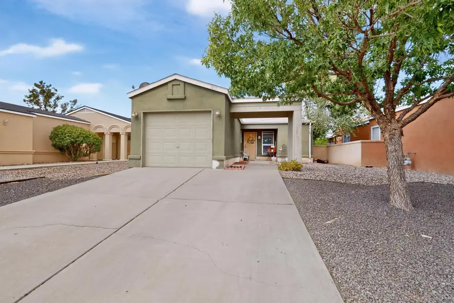 2153 High Desert Circle Ne, Rio Rancho, NM 87144 - #2