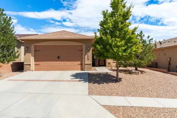 11024 Escensia Street Nw, Albuquerque, NM 87114