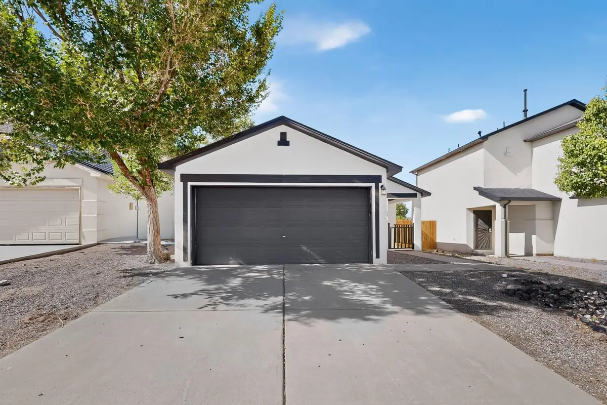 9715 Desert Pine Avenue Sw, Albuquerque, NM 87121 - #1
