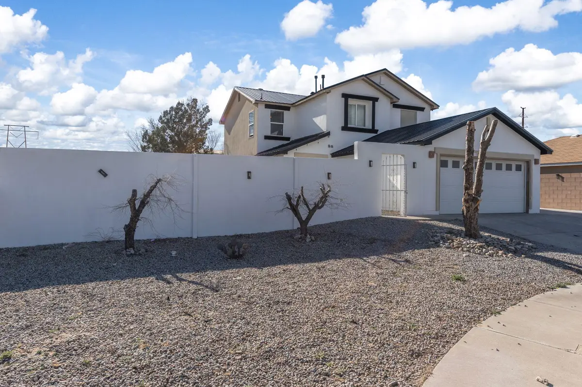 8600 Casa De Luz Court Nw, Albuquerque, NM 87120 - #1