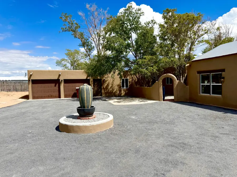 78 El Rey Drive Nw, Corrales, NM 87048 - #3