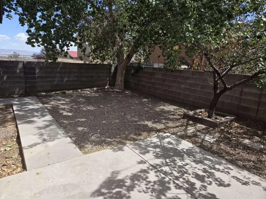 10012 Cartagena Avenue Sw, Albuquerque, NM 87121 - #2