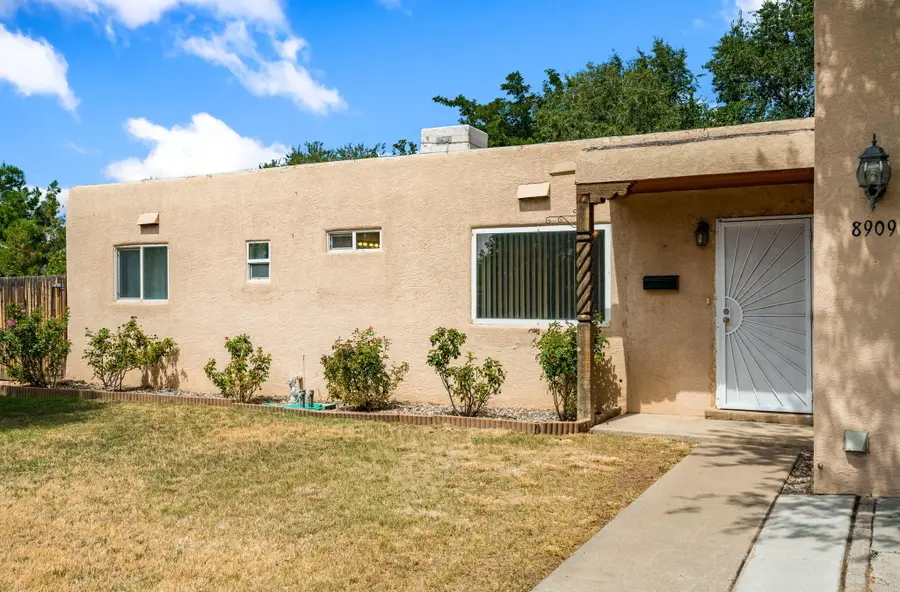 8909 Shoshone Road Ne, Albuquerque, NM 87111 - #3