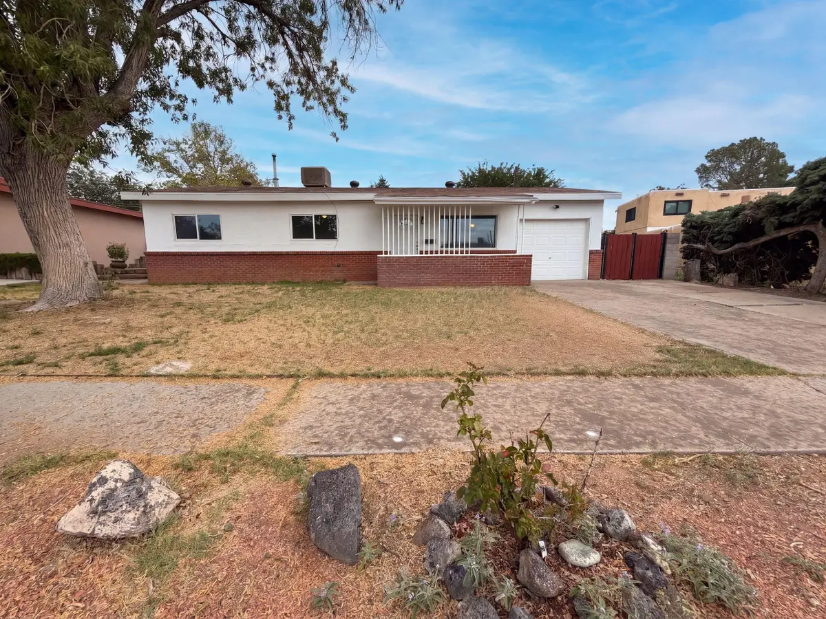 604 Maxine Street Ne, Albuquerque, NM 87123 - #1