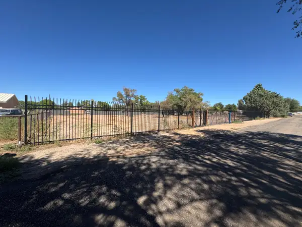 20 Bennet Road, Los Lunas, NM 87031