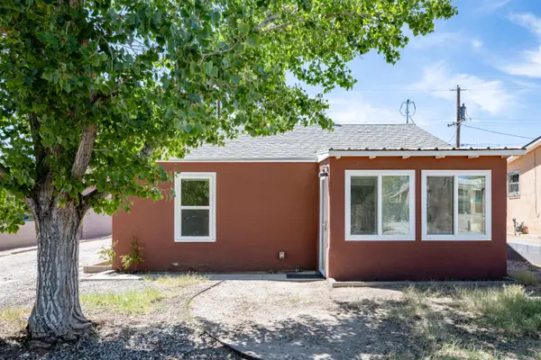 223 55th Street Nw, Albuquerque, NM 87105