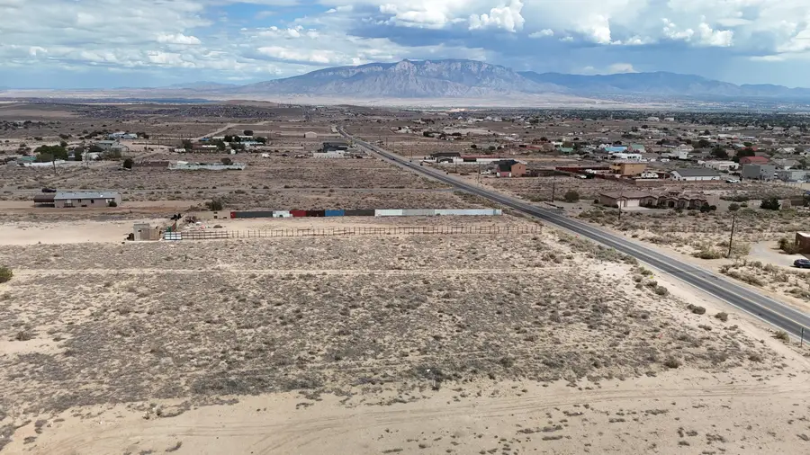 637 Northern Boulevard Ne, Rio Rancho, NM 87144 - #3