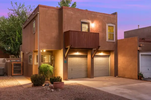 3036 Sombra Del Rio Nw, Albuquerque, NM 87107